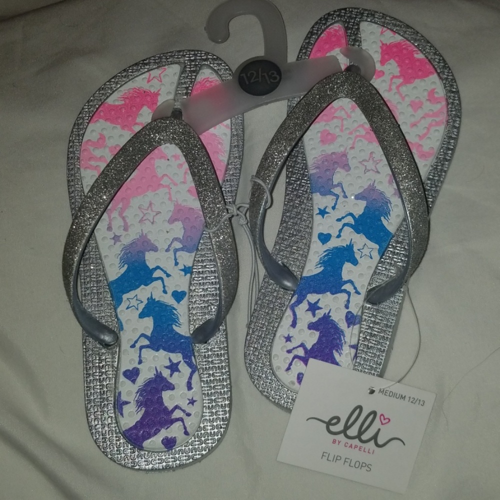 Girls sandals